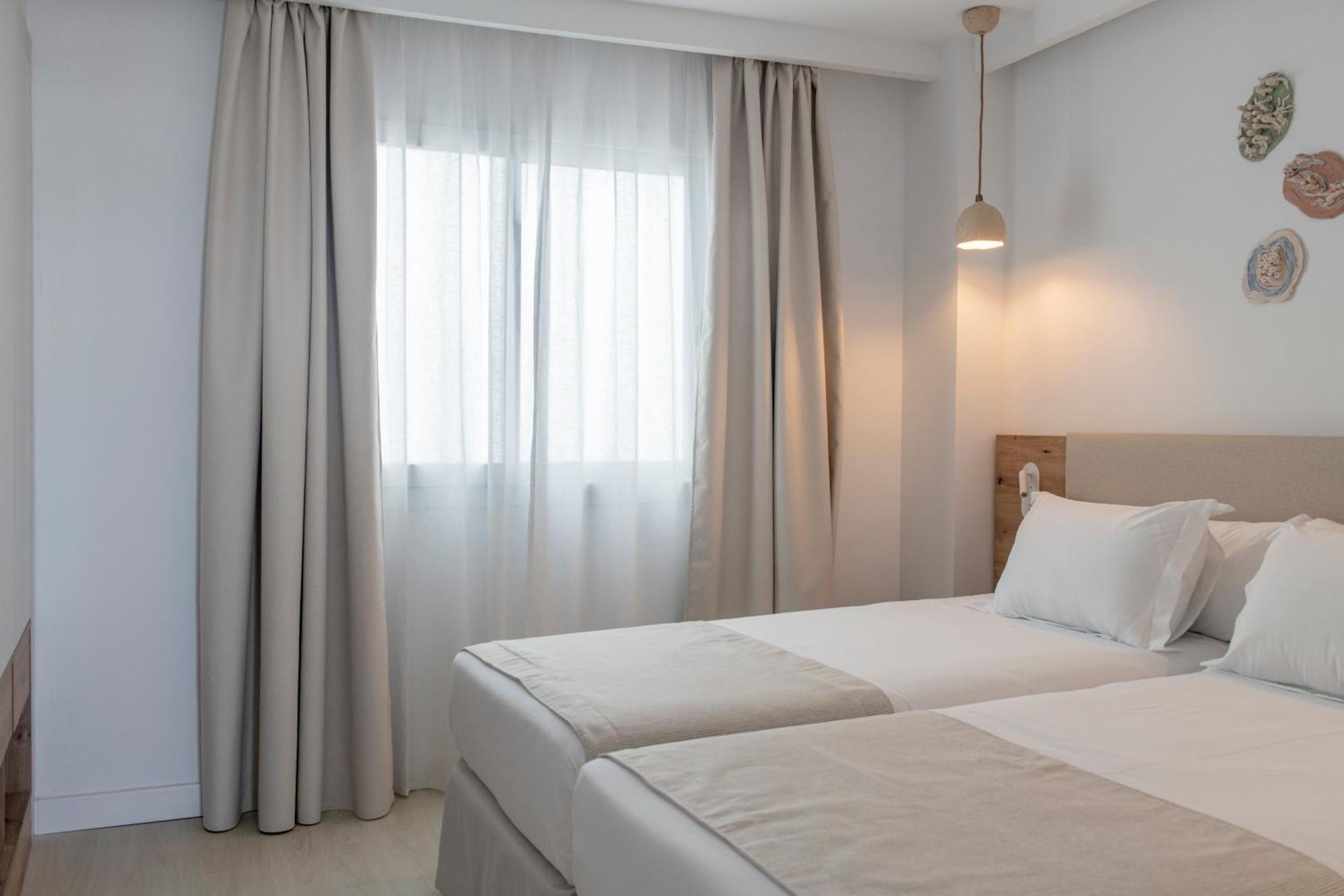 Apartamentos Roc Portonova Palmanova Exterior foto